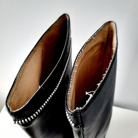 Michael Kors Leather boots with zipper design - Picture 8 of 10